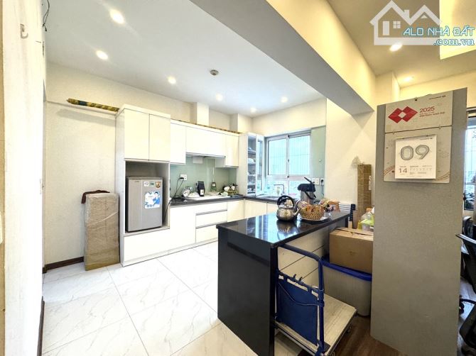 Bán căn hộ cao cấp, toà 101 Láng Hạ, tầng cao, căn góc, siêu thoáng - 3