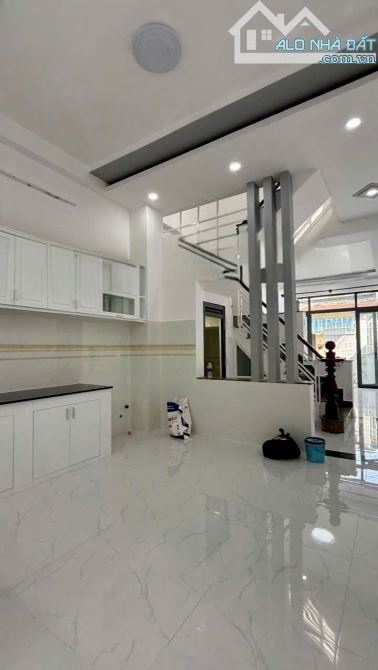 Nhà 1 Trệt 1 Lầu Hẻm Đường Số 9, P. Linh Trung – Nhà Đẹp, Tiện Ích Đầy Đủ, Giá Tốt Chỉ 5.1 - 3
