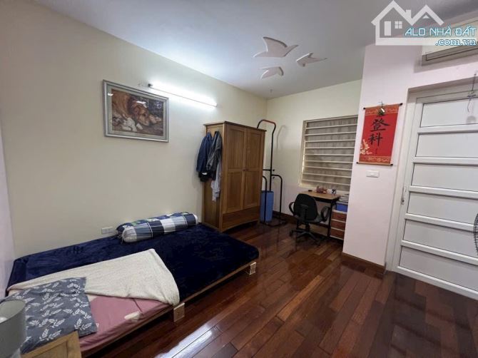 Bán nhà 3 tầng trung tâm Việt Hưng - Hoa Lâm - 3