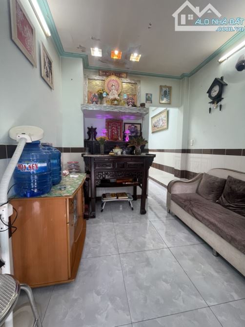 Quận 8,bông sao,nhà 3 tầng, hẻm ba gác ,81m2,nhỉnh 5,x tỷ - 3