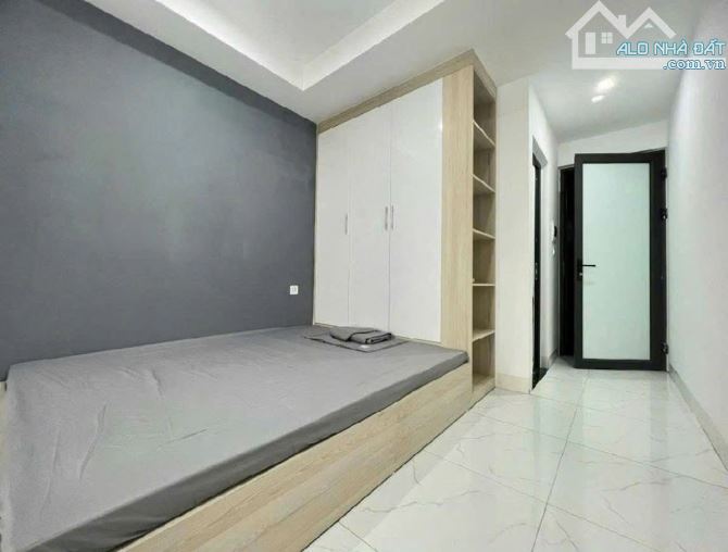 BÁN TÒA APARTMENT HOÀNG CẦU, ĐỐNG ĐA - 110M x 9T THANG MÁY - MT 6.1M - DÒNG TIỀN 160TR/TH - 3