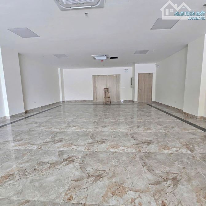 BÁN TÒA NHÀ VP CẦU DIỄN, BẮC TỪ LIÊM - 152M² x 8T CÓ HẦM - MT 8M - DÒNG TIỀN 150TR/TH - 3