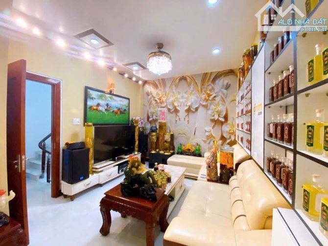 Biệt thự góc 2 MT, Dương Cát Lợi, Nhà Bè. DT 100m2, ngang 6m, Cạnh PMH. Nhỉnh 10 tỷ - 4
