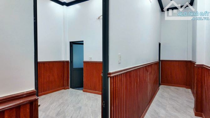 Bán nhà 1 trệt, 1 lầu 5x28.6m  gần Ủy Ban Xã, Chợ Mỹ Hạnh Nam, Đức Hòa, Long An giá 3 tỷ - 4