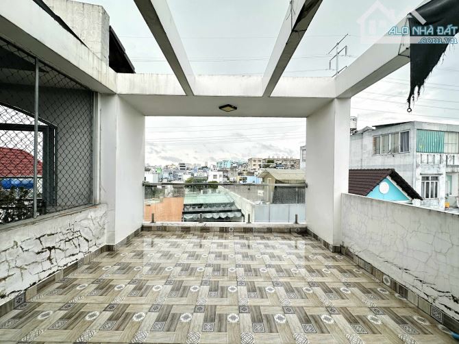 HẺM XE HƠI TRÁNH - 5 TẦNG - MTKD - PHAN VĂN TRỊ -40m2-5 PN - 4