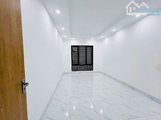 ‼️ NHÀ ĐẸP XÂY MỚI – 4 CHỖ LÙI TẬN CỬA – GẦN ĐH ĐẠI NAM ‼️ - 4