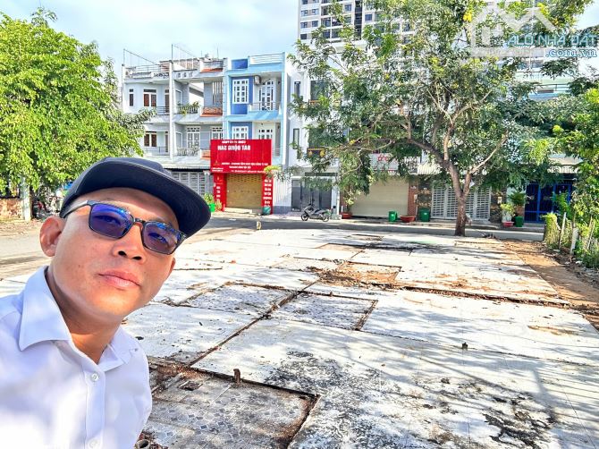 GIẢM CÒN 13 TỶ, BÁN GẤP LÔ GÓC 2MT 200m2 ĐƯỜNG KHU TÁI ĐỊNH CƯ PHƯỚC THIỆN, tp.thủ đức - 4