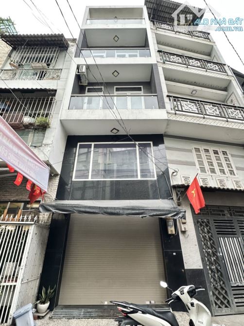 BÁN NHÀ PHAN VĂN TRỊ, P11, BÌNH THẠNH - HẺM NHỰA  Ô TÔ  - 5 TẦNG – 40M2 - GIÁ CHỈ 8.5 TỶ - 4