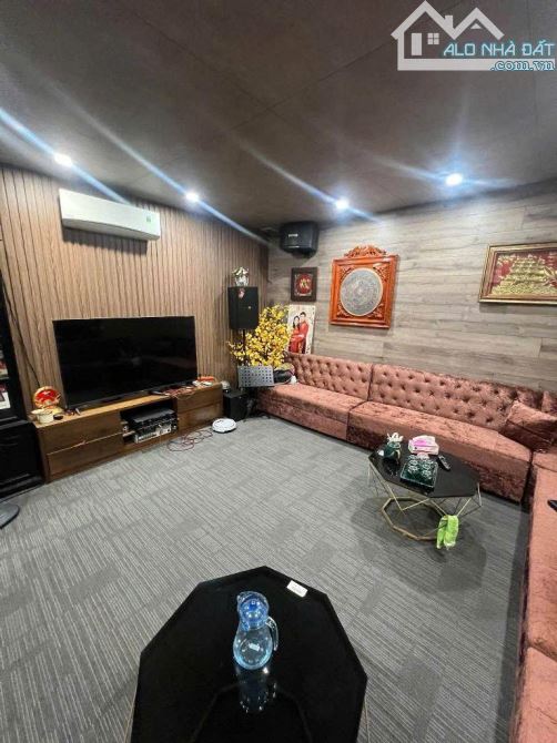 Pháo Đài Láng - Ngõ nông - Gần phố - Ba gác đỗ cửa - Lô góc thoáng sáng - Cách ô tô 20m - 4
