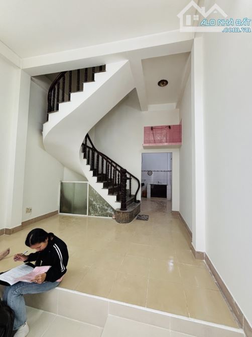 NHÀ ĐẸP 4 TẦNG 41M2(4X10)-HOÀNG VĂN HỢP-GIÁ 5.1 TỶ - 4