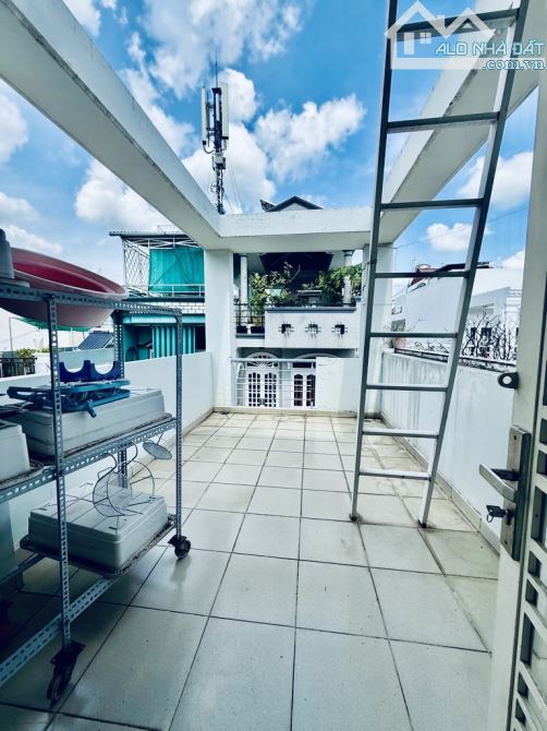 💥HOA ĐÀO - PHAN XÍCH LONG – HẺM ÔTÔ – 33M² – 4 TẦNG – 3 PHÒNG NGỦ - 4