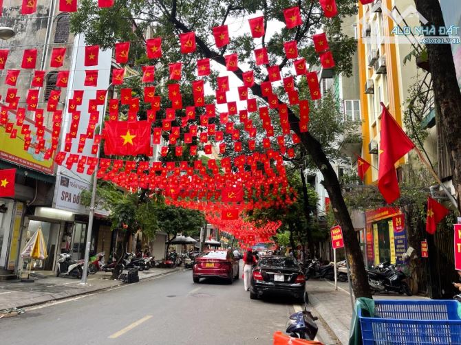 Bán nhà khu đất vip hiếm đepk đang kinh doanh nhà hàng món âu có giấy phép xây dựng 9 tầng - 4