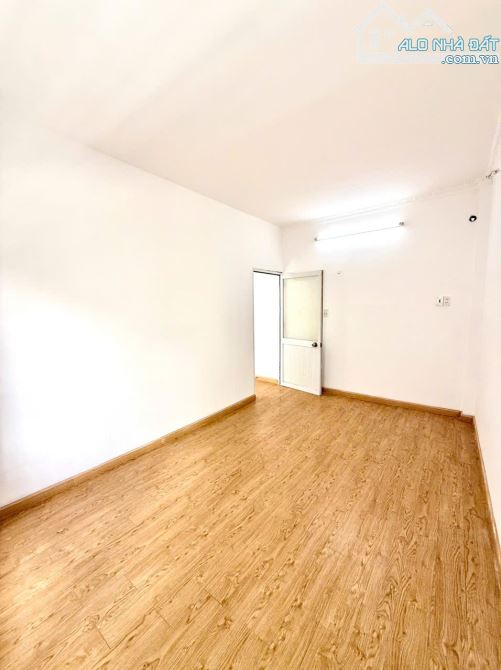 BÁN NHÀ CẤP 4 CÓ GÁC  HẺM NGUYỄN AN NINH - 4