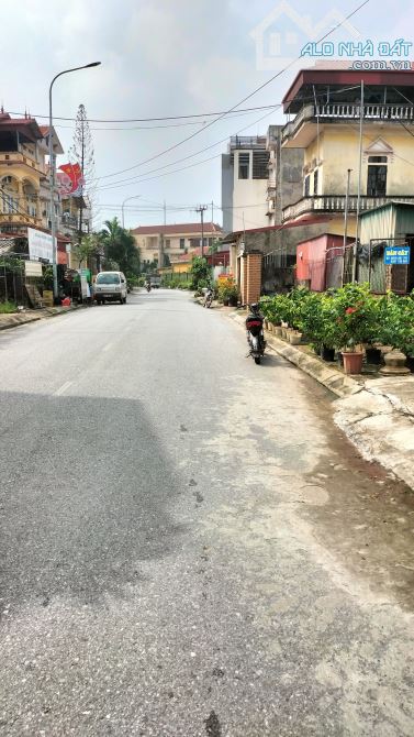 Bán Đất Tặng Nhà - Viện Rau Trâu Quỳ-Khu Cán bộ CNV-77,5m Ô TÔ ĐỖ - Ở Đầu Tư Đều Tốt