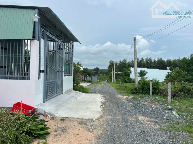 Bán 12m x 40m Hẻm Hoàng Diệu - Tân An - LaGi giá rẻ nhất 2.5tr/m2 đường ô tô - 4
