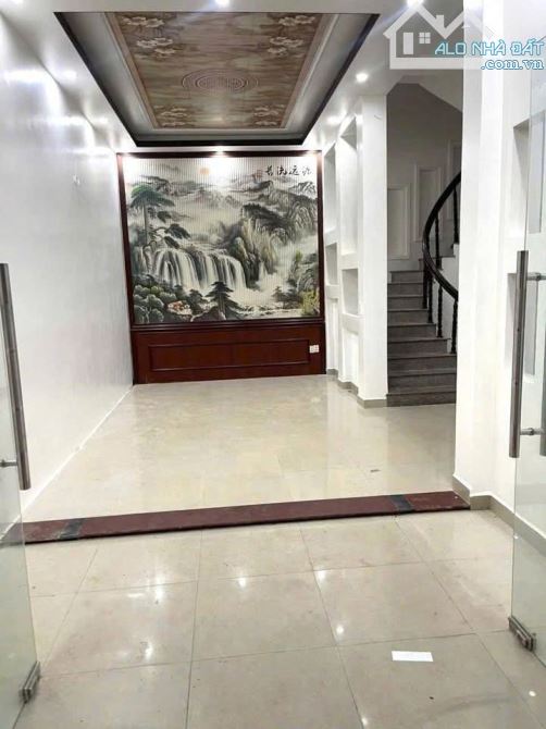 Cho thuê nhà ngõ Trại Lẻ , 3 tầng - 4