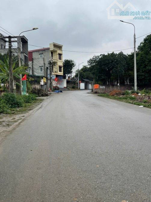 BÁN ĐẤT MẶT ĐƯỜNG DH7 (XUÂN PHƯƠNG)- PHƯỜNG PHÚ THỌ - GẦN NGÃ TƯ, VỈA HÈ, CONTENER TRÁNH - 4