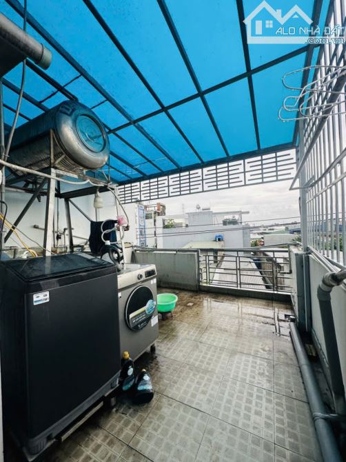Siêu Phẩm  nhà Đ số 9 BHH gần Aeon Tân Phú  hẻm xe hơi thông 56m2,3 Tầng Nhỉnh 5 tỷ - 4