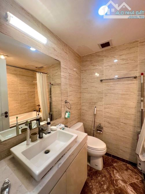 Hiếm Bán - Chung Cư Hoàng Cầu - Đống Đa - Dt: 113m2/3PN/2WC*nhỉnh 15 tỷ - 4