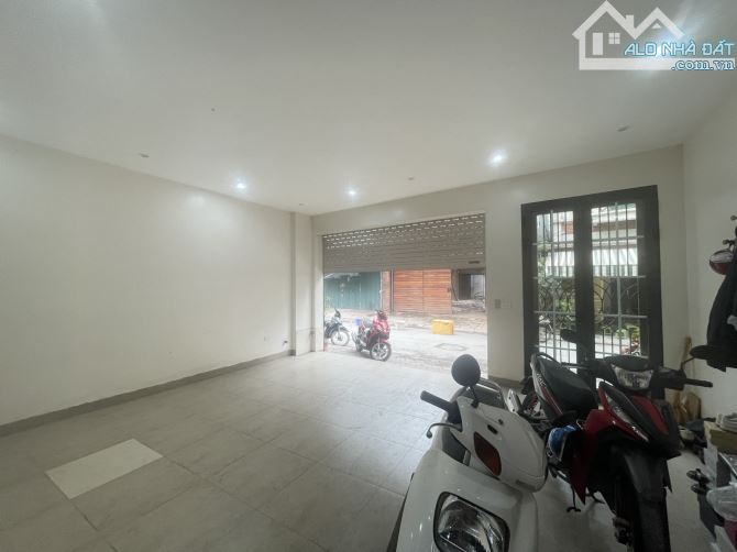 Bán nhà dân xây cực đẹp Ngọc Hà Ba Đình 55m 5T MT5.3m. Ô TÔ, Kinh doanh. 18.5 Tỷ - 4