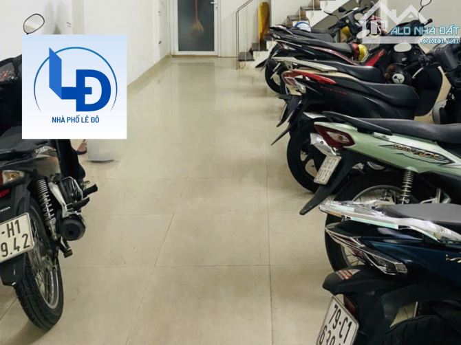 🚗 Bán nhà CHDV.8 phòng.Hẻm Xe Hơi – Gần Mặt Tiền – Nhà Đang có dòng tiền Ổn Định.Giá tốt - 7