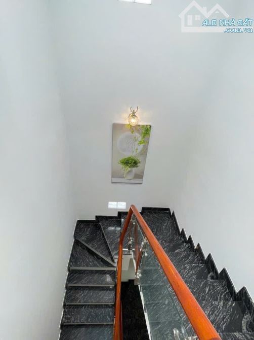 Nhà 3 tầng, Huỳnh Tấn Phát, TT Nhà Bè. DT 64m2, ngang 5m, HXH, full nội thất. Nhỉnh 6T - 6