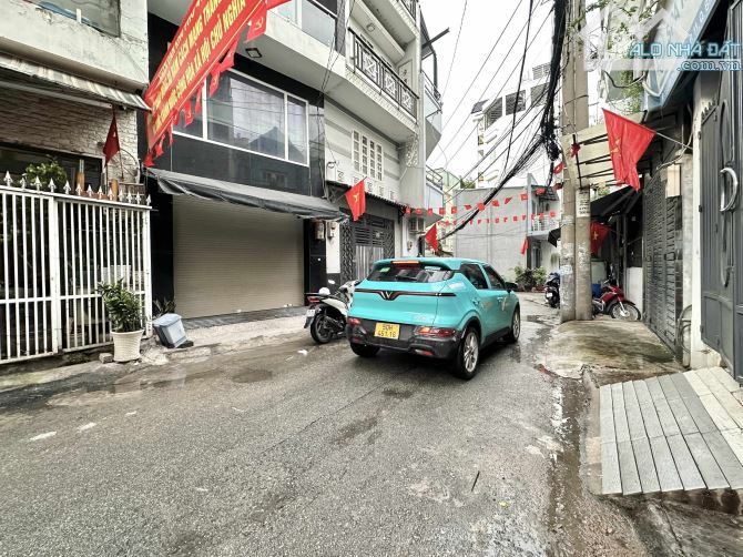 HẺM XE HƠI TRÁNH - 5 TẦNG - MTKD - PHAN VĂN TRỊ -40m2-5 PN - 5