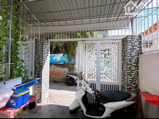 Bán nhà 1 lầu đường cao hành, phú trinh phan thiết 117m2 giá chỉ 2ty5 - 5