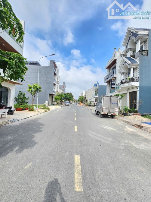 Bán đất 5x22m, đường N2 KDC The Suncity p.An Phú - 5