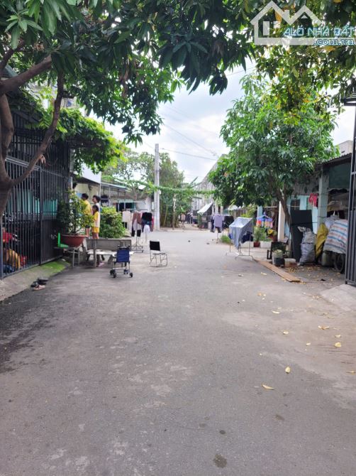Bán nhà cấp 4 (4x19.5m), đường số 1 KDC Tân Đông Hiệp, đang thuê 8tr/th - 5