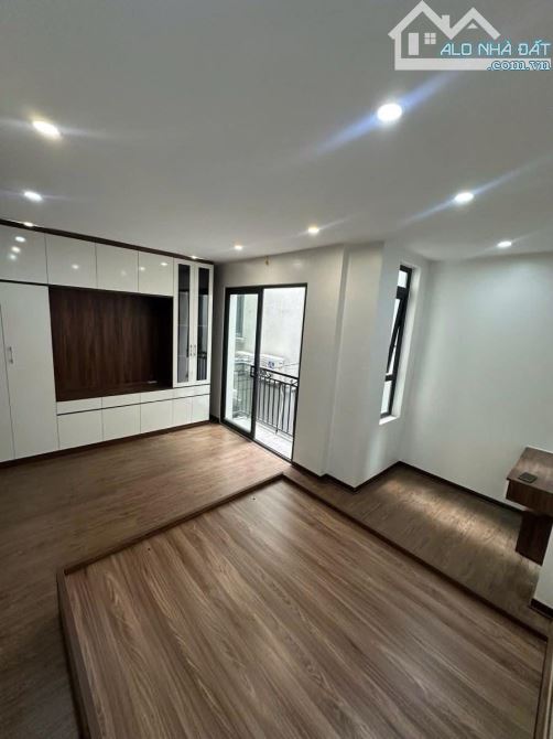 BÁN NHÀ PHỐ THẠCH BÀN LONG BIÊN 6 TỶ 35m 5 TẦNG Ô TÔ KINH DOANH GẦN AEON LONG BIÊN - 5