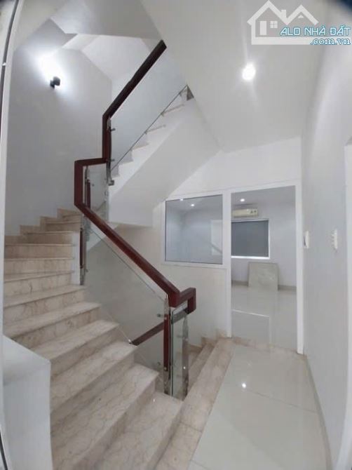 Nhà 4 TẦNG MẶT TIỀN, Đ.LÊ THỊ RIÊNG, P.Thới An,Q.12,dt 77,3m2 (4,5mx17m).Đường 12,💰13,7Tỷ - 5