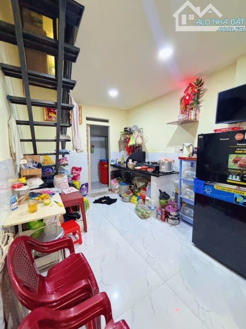 Nhà Bình Trị Đông -Bình Trị Đông-BìnhTân Dt 3 x 8m (22,3 m2). Giá 2️⃣Tỷ 8️⃣ - 5