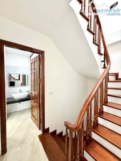 💥HƠN 8 TỴ- NHÀ XÂY MỚI- 35M*5 TẦNG- MẶT TIỀN 6.9M- GẦN LÊ DUẨN, CÔNG VIÊN THỐNG NHẤT - 5