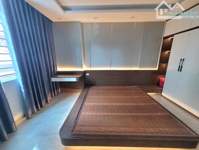 Đào Đất- Hàng Bè NHÀ DÂN XÂY - KINH DOANH - VỈA HÈ - Ô TÔ TRÁNH - 5