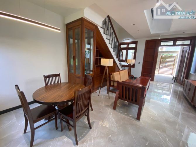 Nhà 4 tầng Gần trường Đại Học mở - Nhà Bè, Cách Quận 7 - 5 phút - 5