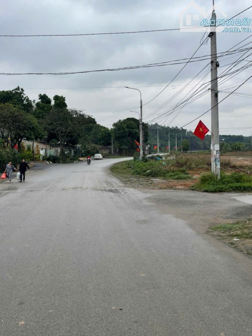 BÁN ĐẤT MẶT ĐƯỜNG DH7 (XUÂN PHƯƠNG)- PHƯỜNG PHÚ THỌ - GẦN NGÃ TƯ, VỈA HÈ, CONTENER TRÁNH - 5