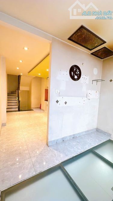 BÁN NHÀ KHU VIP MẶT TIỀN LÔ NHÌ HOÀNG DIỆU 5 TẤM GIÁ 5TỈ 950 SÁT MT VÀ GIÁP Q1 KHU ĐỒNG BỘ - 6