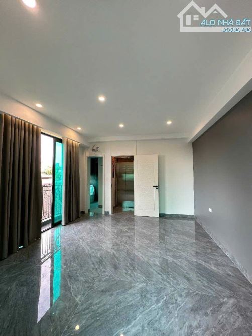 Văn Miếu Ngõ nông - Gần phố - Ba gác phi - Cách ô tô 40m - Nhà dân xây chắc chắn - 6