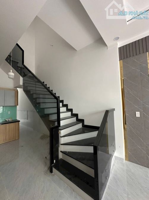 Bán nhà 1 trệt 1 lầu sổ riêng thổ cư p. Tân Phong - 6