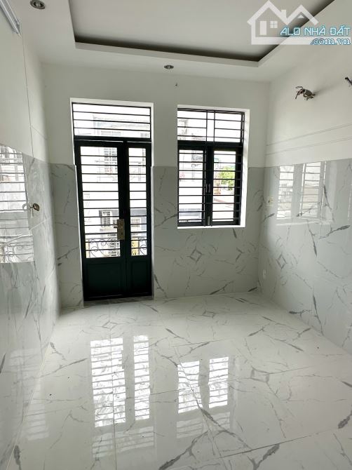 Nhà trệt lửng lầu 3x12 hẻm 5m TRƯƠNG PHƯỚC PHAN - Giá 4,39 tỉ - 6