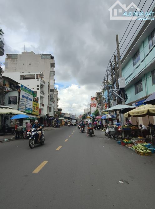 NHÀ BÁN HẺM Ô TÔ NGAY CHỢ BÀ CHIỂU BÙI HỮU NGHĨA, 93M2, 5 TẦNG, 9PN, NGANG 6.1, CHỈ 18 TỶ - 6
