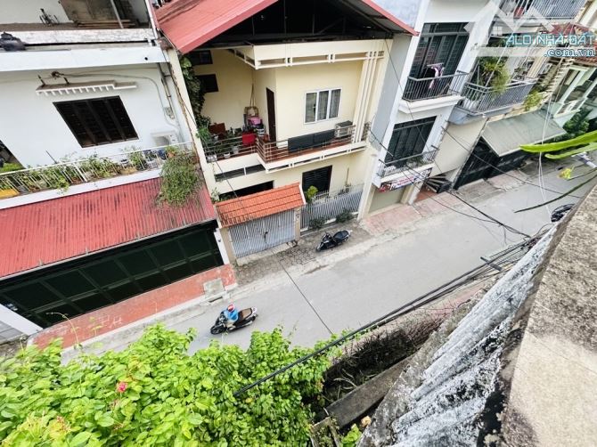 🔥 BÁN ĐẤT TẶNG NHÀ 3 TẦNG PHỐ VIP HÀNG KHÔNG NGUYỄN SƠN - ĐƯỜNG ĐÔI - Mt 2 Ô TÔ - 6