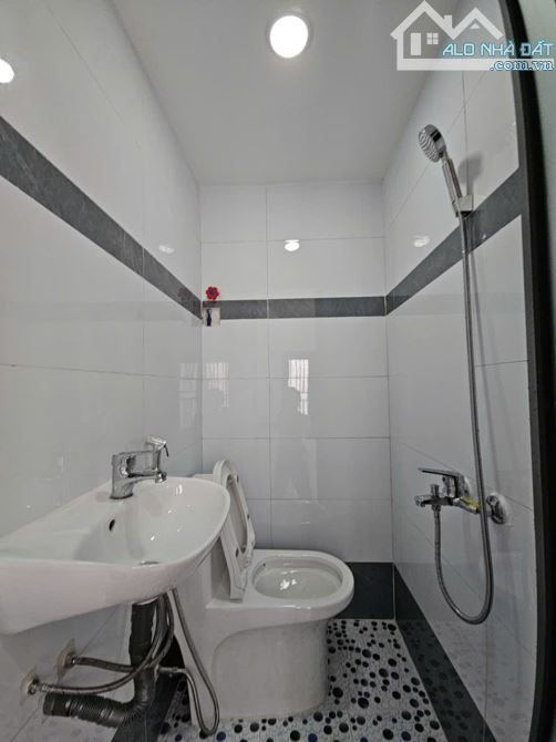 SÁT MẶT TIỀN ĐƯỜNG SỐ  48 DT 29  M2 CÓ 3 TỶ ĐÚC BÊ TÔNG - 7