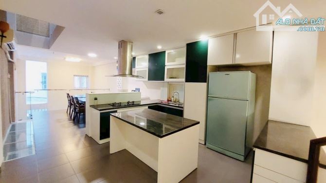 LÊ LAI QUẬN 1 - PHONG CÁCH PHƯƠNG TÂY SANG TRỌNG - 6 TẦNG - 5 PN - CHỈ 30M RA MẶT TIỀN - 8