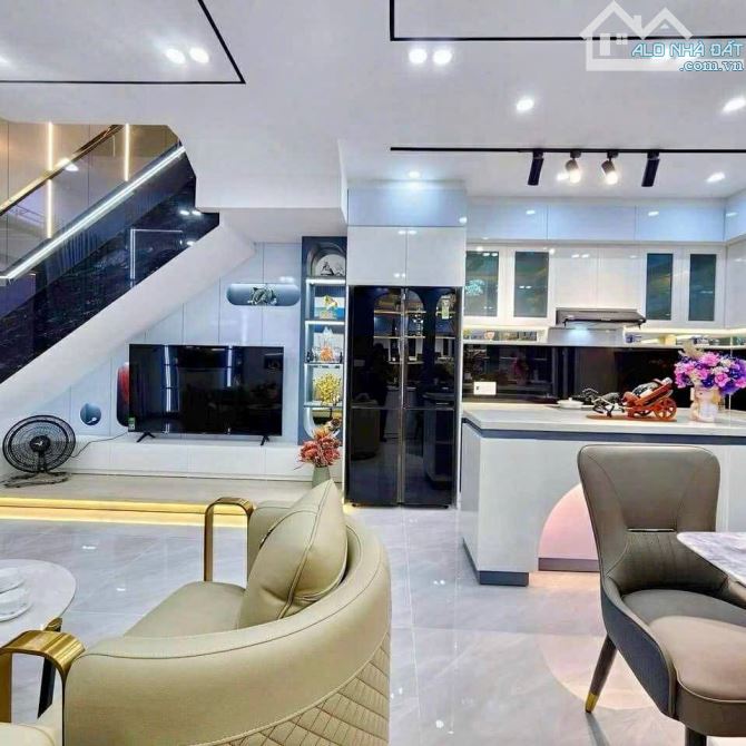 BÁN NHÀ 3 TẦNG FULL NỘI THẤT - MẶT TIỀN LÊ VĂN THỊNH, LIÊN CHIỂU, ĐÀ NẴNG - 8
