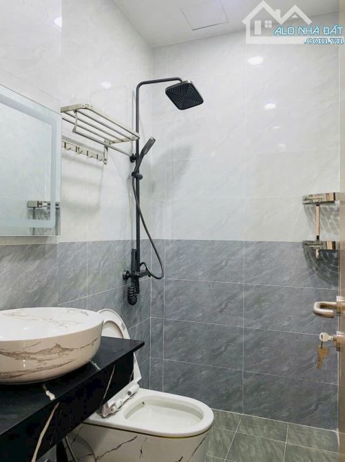 🏙️ Cô chú cần bán căn nhà đang cho thuê đường Hồ Đắc Di - Tân Phú / Giá 2 Tỷ 730 - 8
