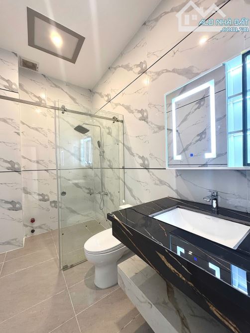 BÁN NHÀ 2 LẦU CAO CẤP MỚI XÂY KDC VĂN HOÁ TÂY ĐÔ ĐƯỜNG SỐ 1 - 8