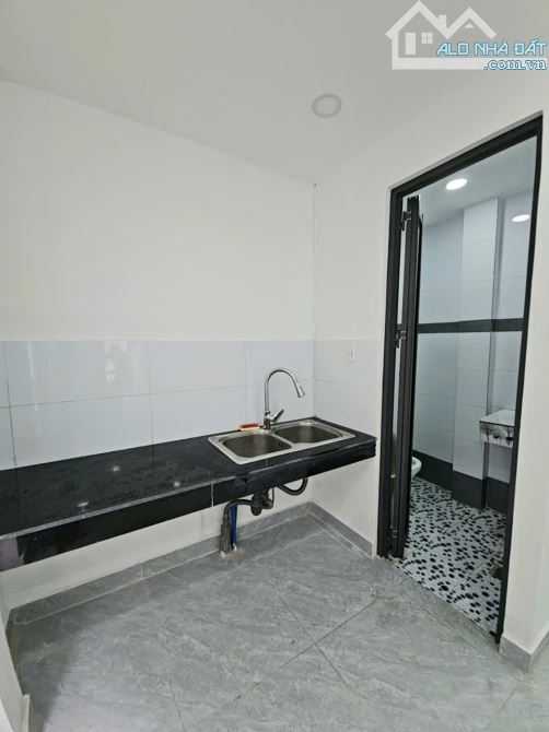 SÁT MẶT TIỀN ĐƯỜNG SỐ  48 DT 29  M2 CÓ 3 TỶ ĐÚC BÊ TÔNG - 9