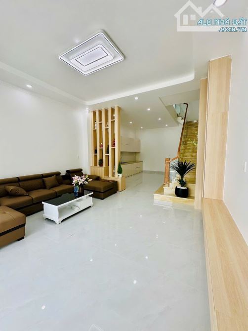 Bán nhà 1 trệt 1 lầu sổ riêng thổ cư p. Tân Phong - 9